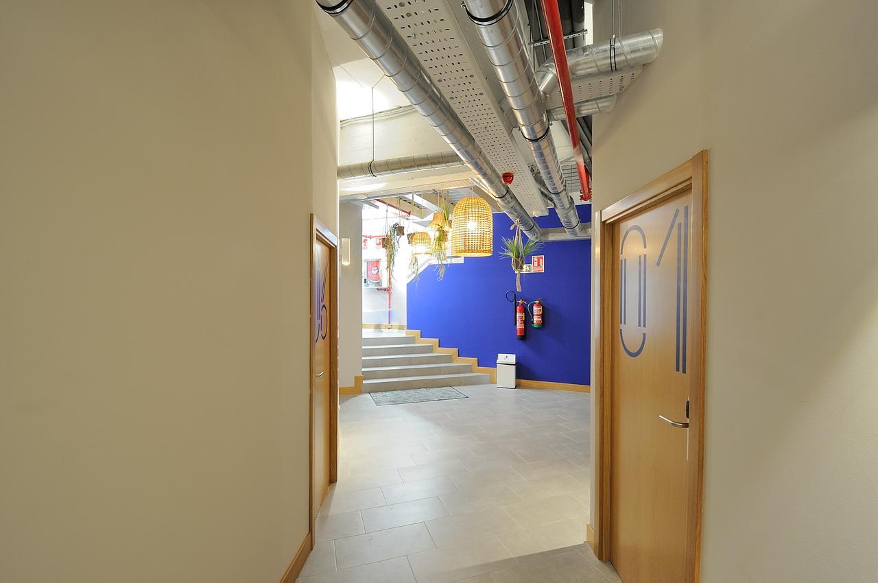 Egunon Bilbao Hostel Exterior photo